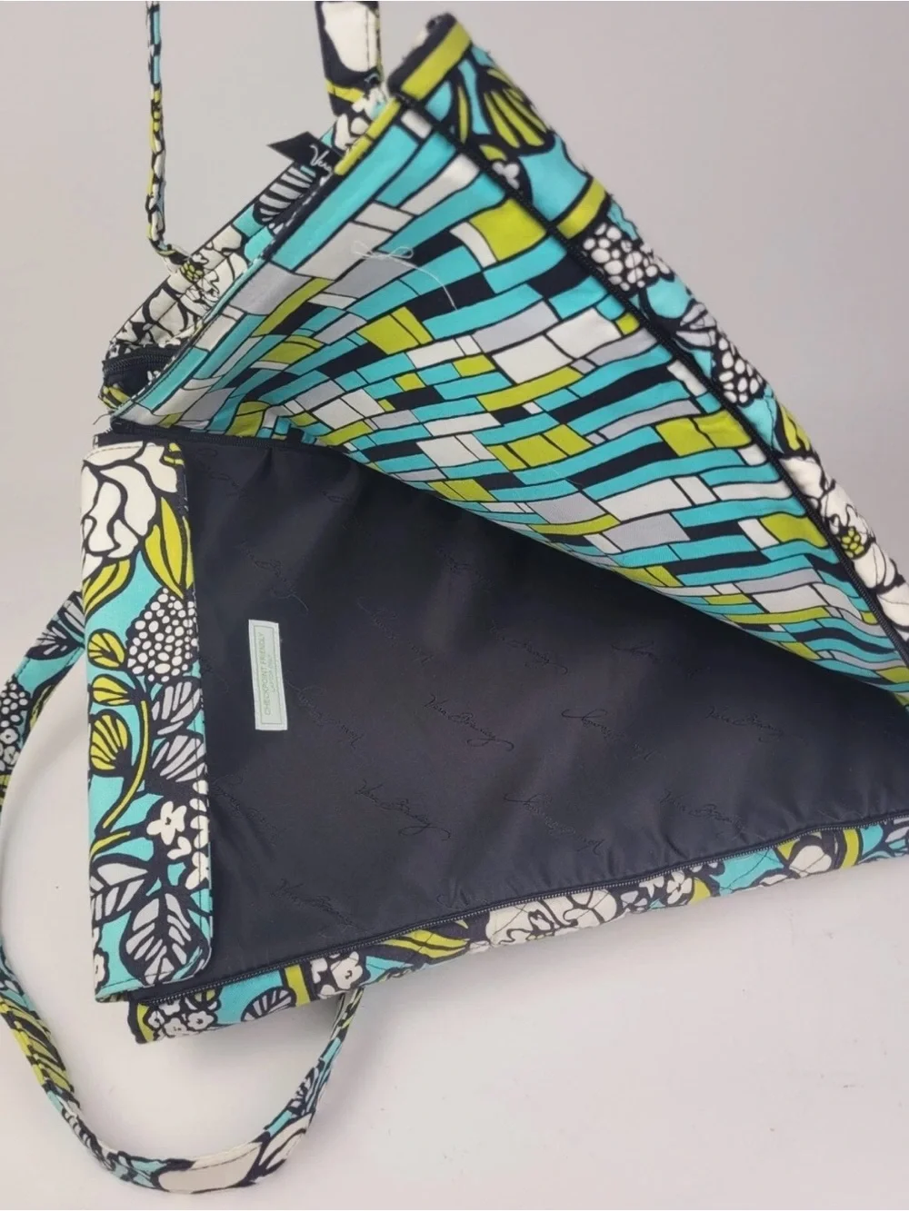 Vera Bradley RETIRED Island Blooms Laptop Tote